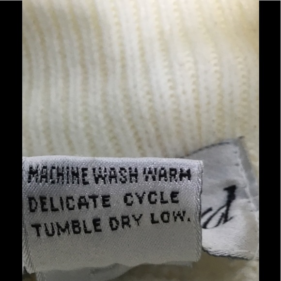 Silvercord men’s cream colored cable knit,Sweater - Picture 5 of 6